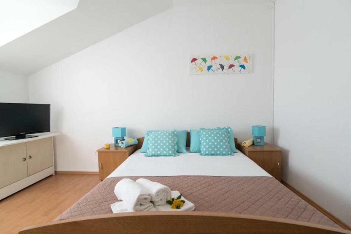 Apartments Petranic Supetar Extérieur photo